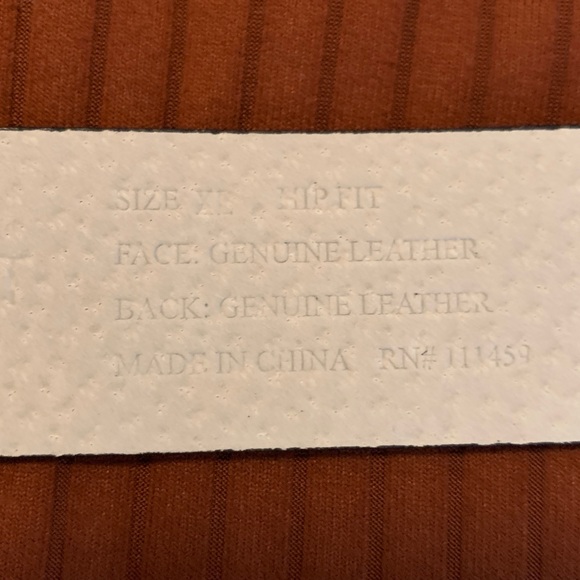 WHBM Leather Belt Animal Print, NWT, XL Hip Fit, 48” End to End, Adjustable - Picture 6 of 8